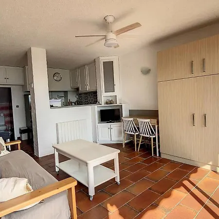 شقة En Bord De Mer, Rez De Jardin, Acces - Fr-1-610-90 *