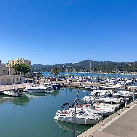 En Bord De Mer, Rez De Jardin, Acces - Fr-1-610-90 * Bormes-les-Mimosas